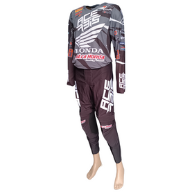 Das neue originale Shirt, kommt aus Überproduktion von Delvintor Alfarizi Honda