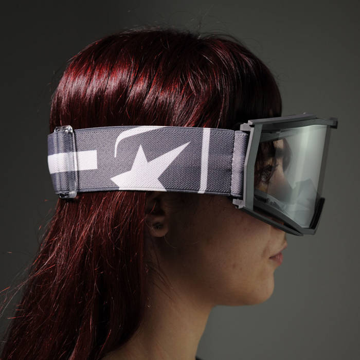 Ariete 8K Motocross MTB-Brille, kompatibel mit Korrektionsbrillen.